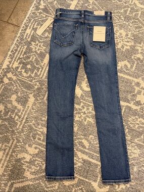 Hudson ~ BARBARA ~ high-rise super skinny ankle jeans ~ size 23